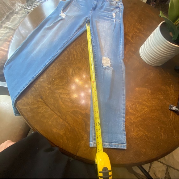 Altar’d State Johanna destructed jeans NWT Size 29/9 - Picture 8 of 8